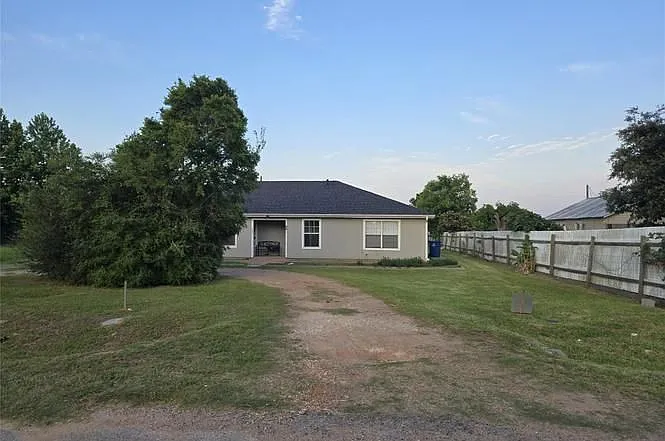 256 Alleda Rd — Photo 1