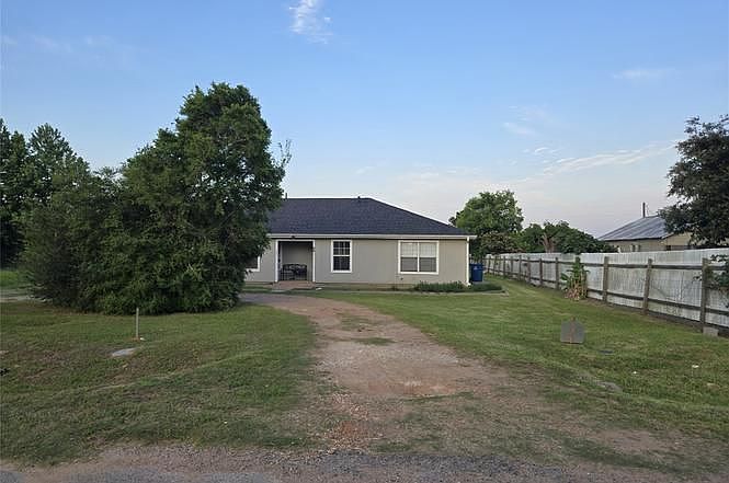 1st image of 256 Alleda Rd