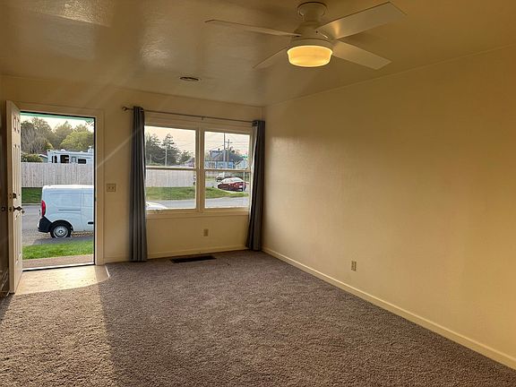 2nd image of 3303 East Ave #3311