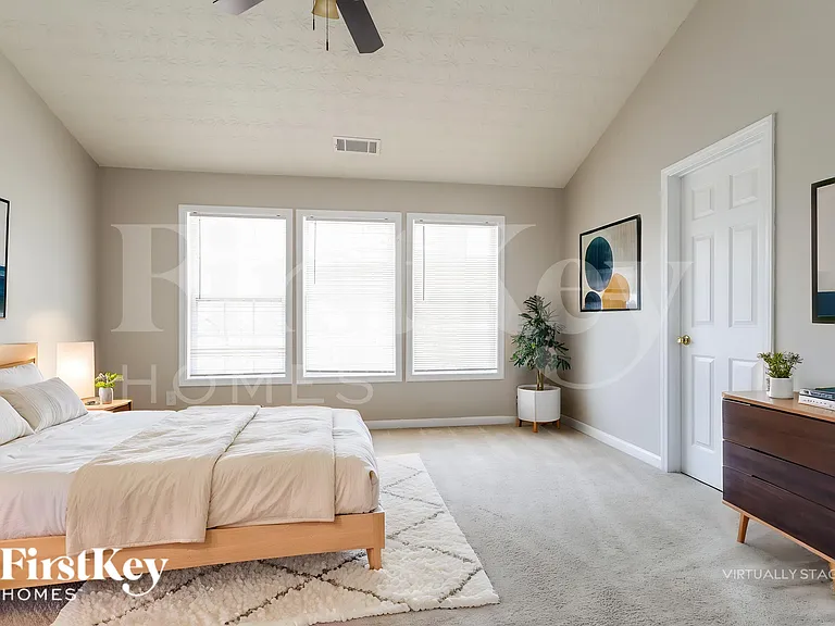 6919 Island Pointe Dr — Photo 9