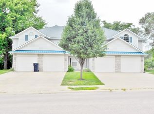 3201 SW Iron Creek Dr #7, Blue Springs, MO 64015