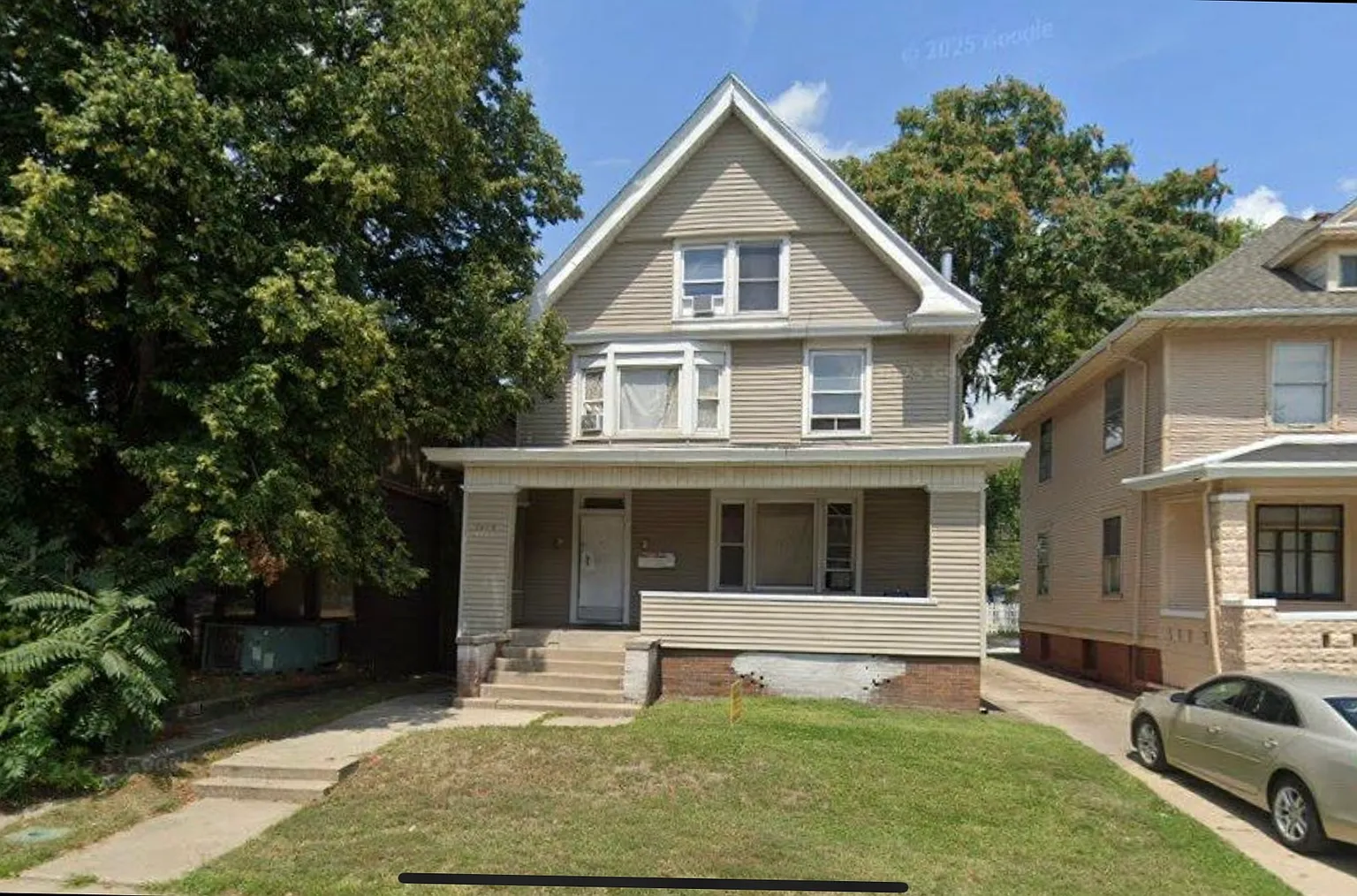 1419 W Main St photo 1