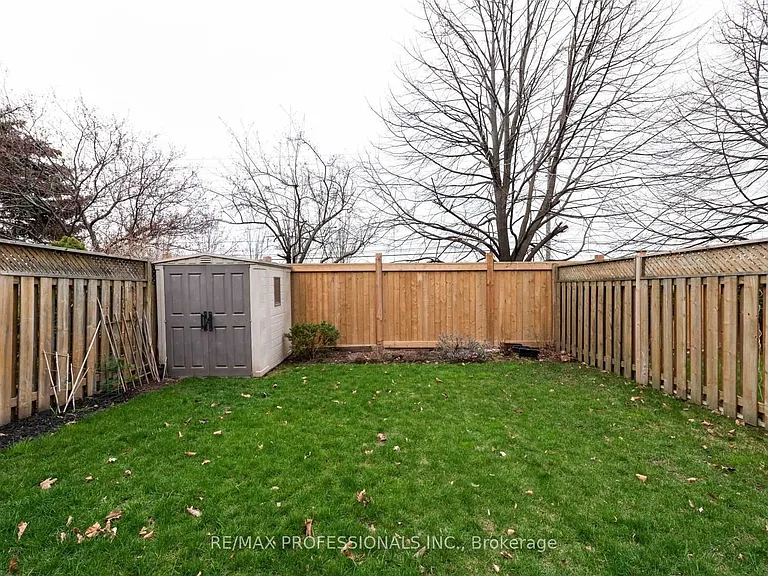 1362 Brookstar Dr — Photo 33