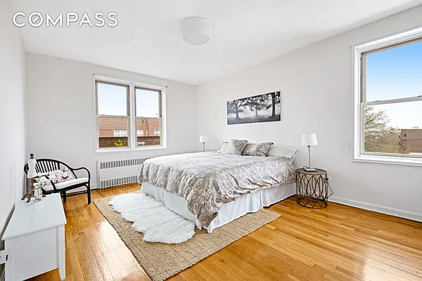 Sold by Compass | media 6