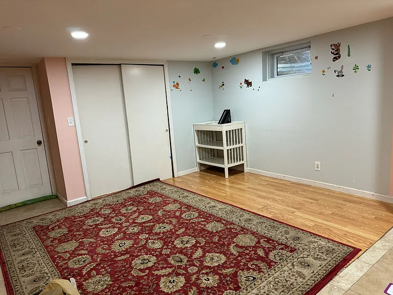 653 Grove Ave — Photo 7