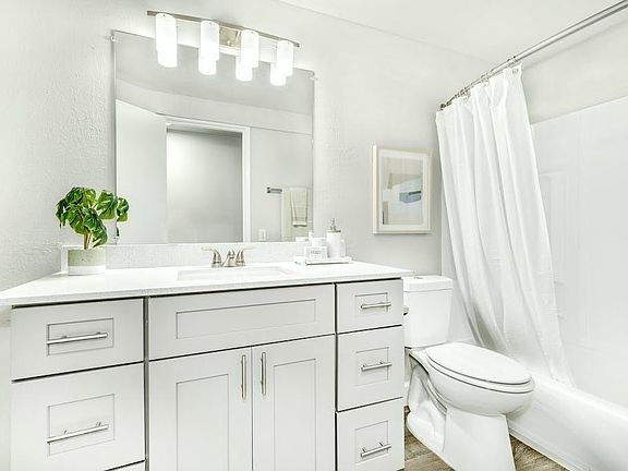 5th image of 5401 34th Ave NW #7
