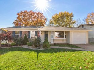 340 Parma Dr, Ballwin, MO 63021