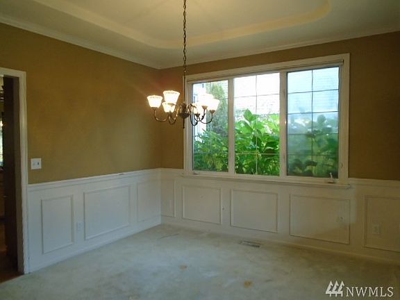 4th image of 2410 22nd Avenue Ct NW