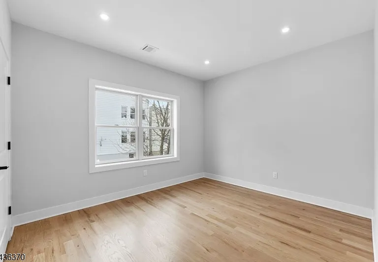 441 John St #2 — Photo 14
