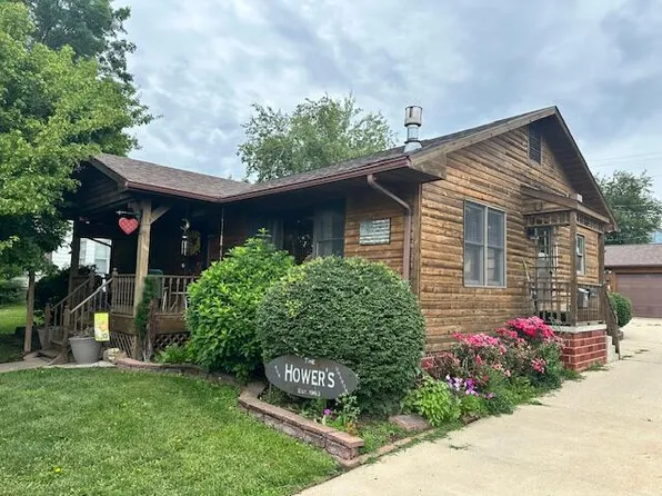 405 N Pine St, Creston, IA 50801