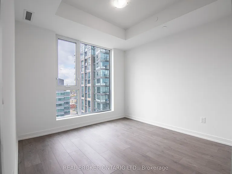55 Duke St W #1101 — Photo 5