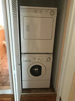 Rented by ARNOLD S GUMOWITZ, LREB | media 21