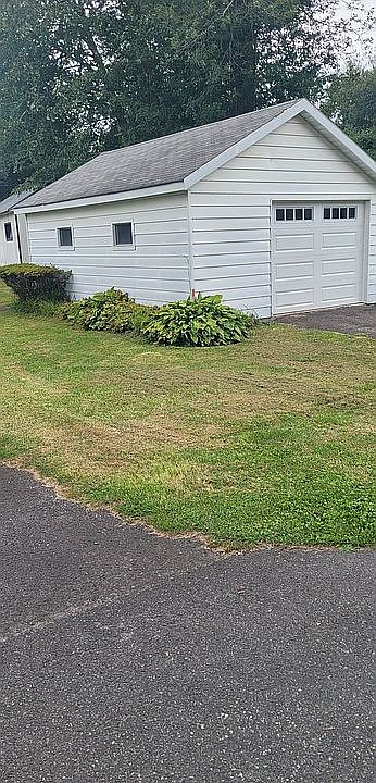2nd image of 180 Glenerie Blvd