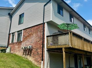 8493 Pepper Ridge Dr, Grand Blanc, MI 48439