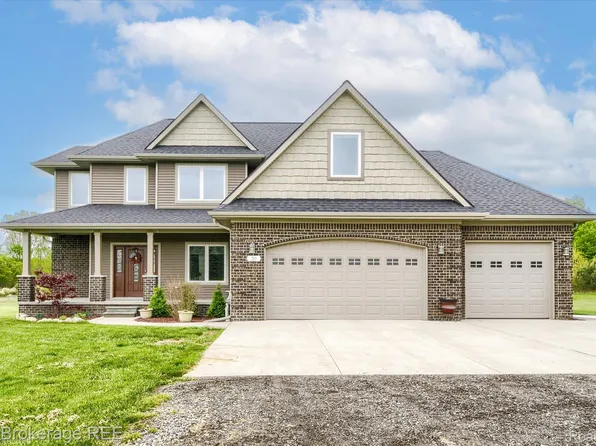20 Edda Marie Ct, Lapeer, MI 48446