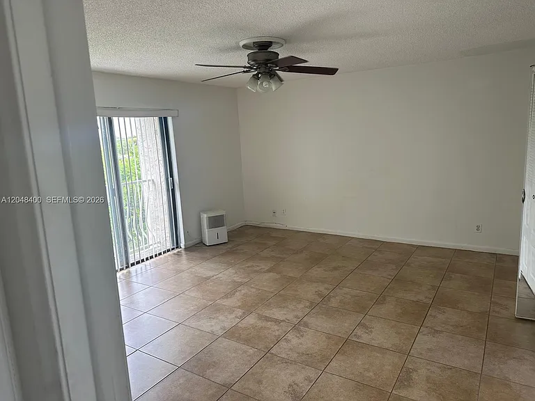 500 NE 2nd St #408 — Photo 8