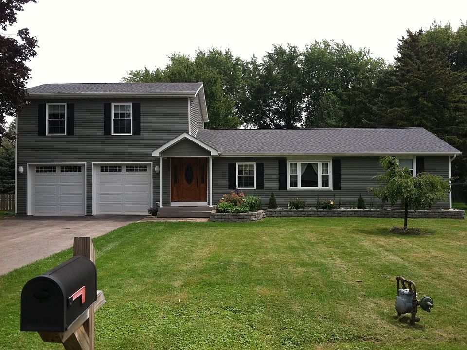 1st image of 4551 W Overlook Dr