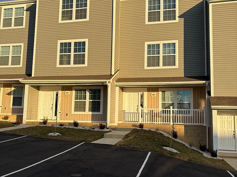 500 Skylar Dr — Photo 1