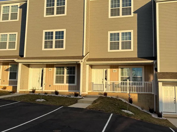 500 Skylar Dr, Christiansburg, VA 24073