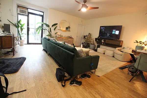 Rented by Luxor Homes & Investment Realty | media 39