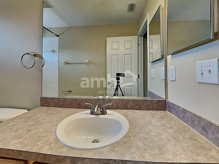 12613 Longcrest Dr — Photo 14