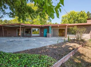2198 Laguna Rd, Santa Rosa, CA 95401
