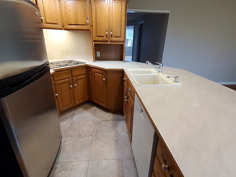 462 Victoria St #2 — Photo 22