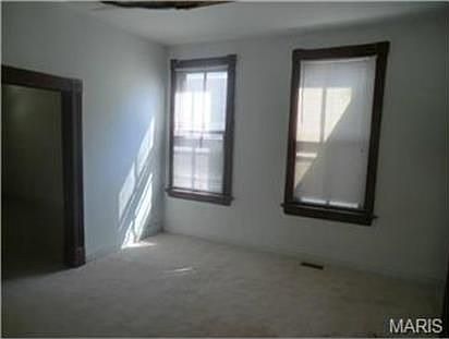 5th image of 4423 Louisiana Ave