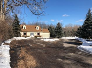 30430 Rochelle St, Farmington Hills, MI 48334