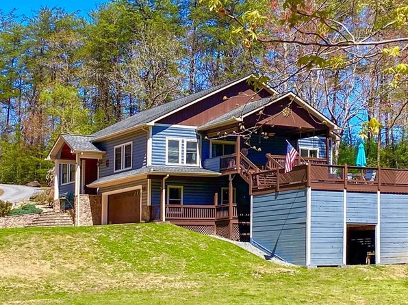 53 Breezy Brook Ln, Hayesville, NC 28904