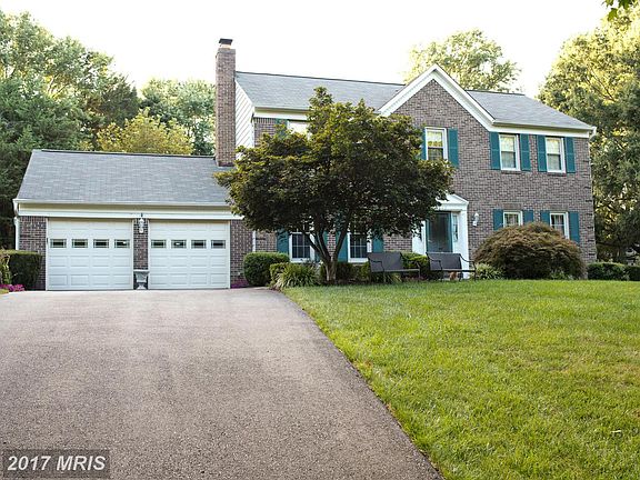 2nd image of 10512 Twin Cedar Ct