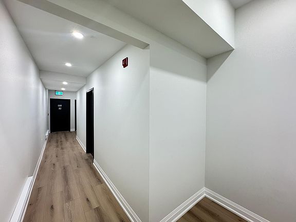 4th image of 53 Ontario Rd #7