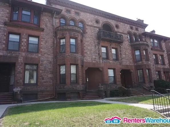 596 Summit Ave APT 2, Saint Paul, MN 55102