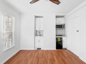 5371 Louis Pl, Los Angeles, CA
