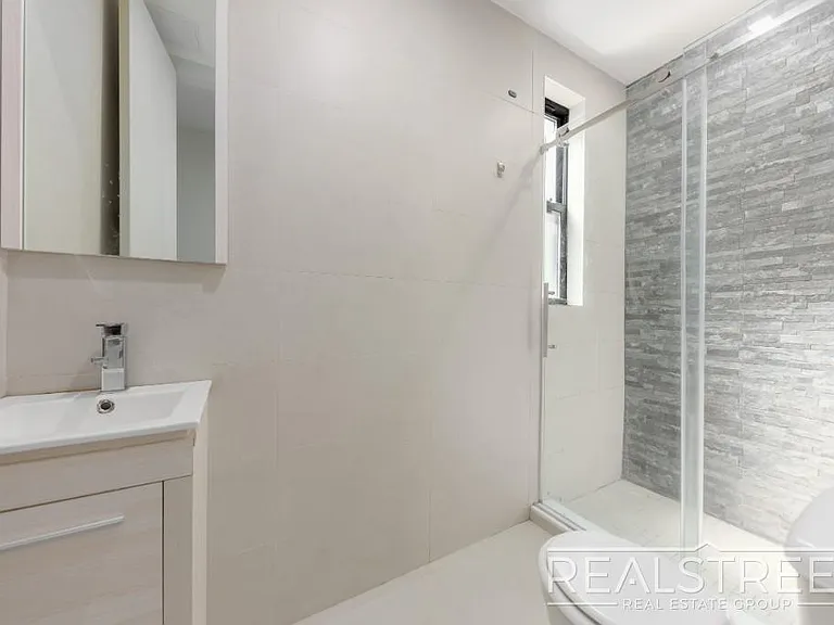 1647 8th Ave #2B — Photo 7