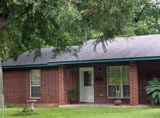 510 S Blanco St, Lockhart, TX 78644
