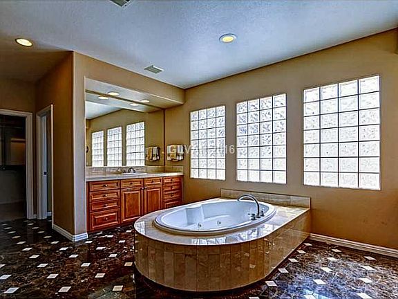 5th image of 1307 Panini Dr