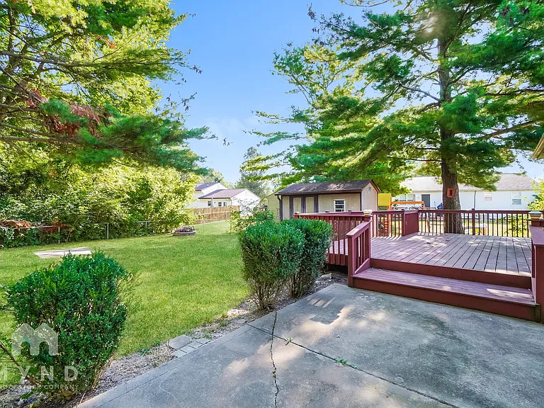 1484 Willow View Dr — Photo 17
