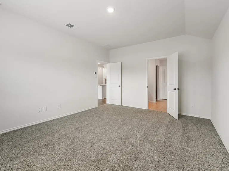 1531 Brooke Dr — Photo 8