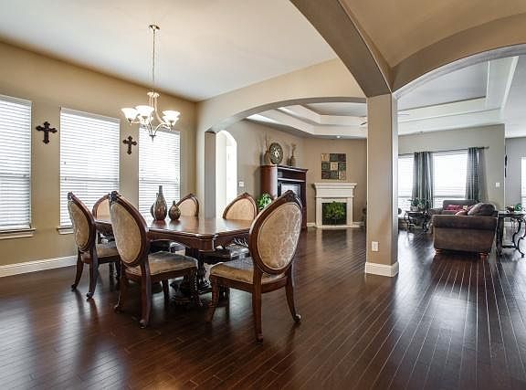 5th image of 2826 Izabella Ct