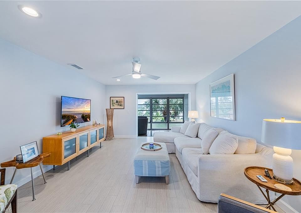 315 Saint Andrews Blvd APT B35, Naples, FL 34113 | MLS #224007661 | Zillow