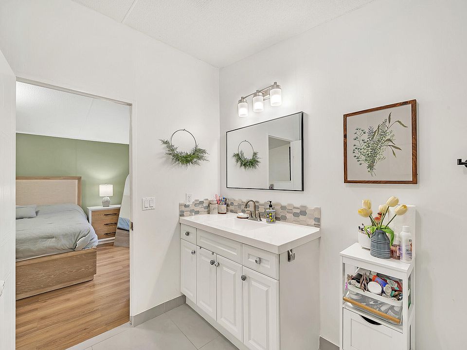 1st image of 1899 Lakeshore Avenue Lote 6