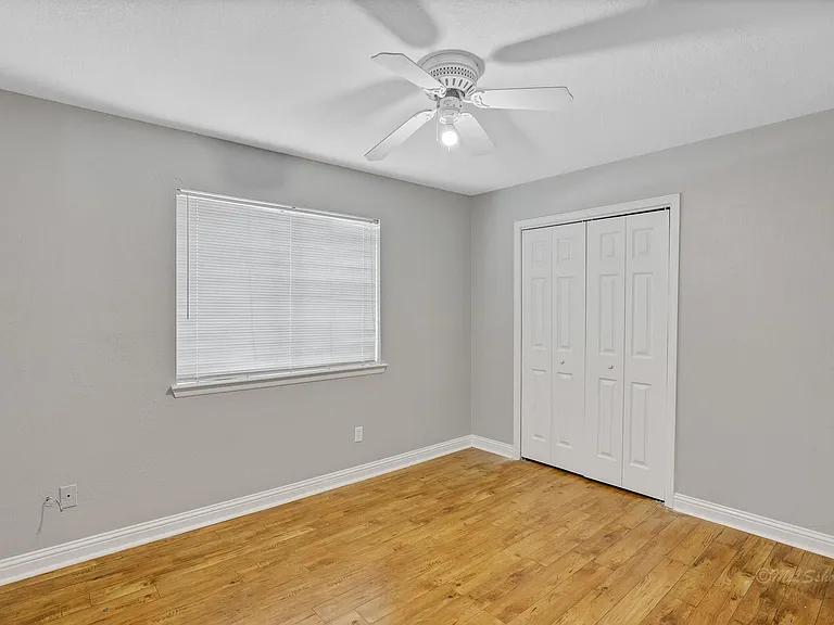 3215 Keywood Ln — Photo 15