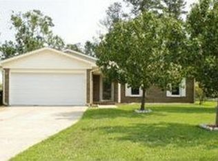 1619 Kara Ct, Fayetteville, NC 28304