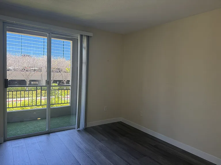 4175 Executive Dr #G206 — Photo 13