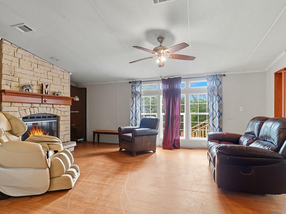 1st image of 362 Schubert Cir
