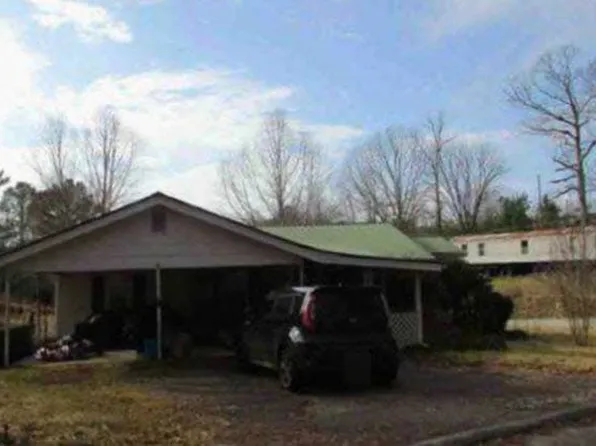 575 Lail Rd, Chickamauga, GA 30707