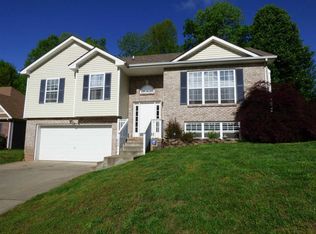 1608 Cedar Springs Cir, Clarksville, TN 37042