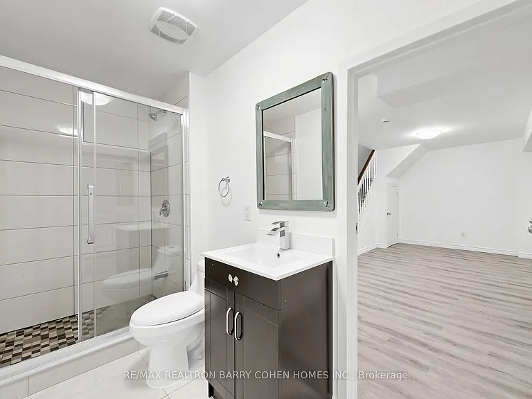 3 Greengate Rd — Photo 42