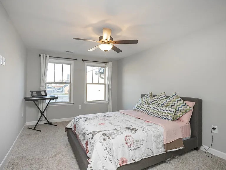 1003 Villa Cir — Photo 29